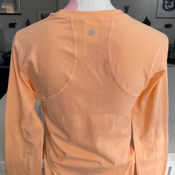 Athleta Momentum Seamless Lg Sleeve Crew Neck Nylon Top Tangerine Peach Sz M NWT - Picture 10 of 15